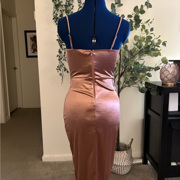 🌹 Rose Gold Satin Midi Wrap Dress - Picture 2 of 7